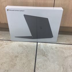 Microsoft Surface Laptop 5
