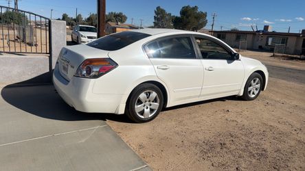 Nisaan Altima