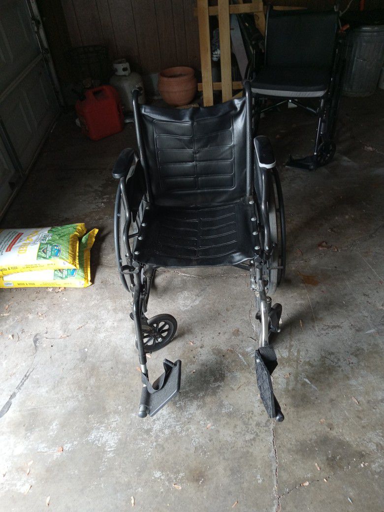 WHEELCHAIR BARELY USED