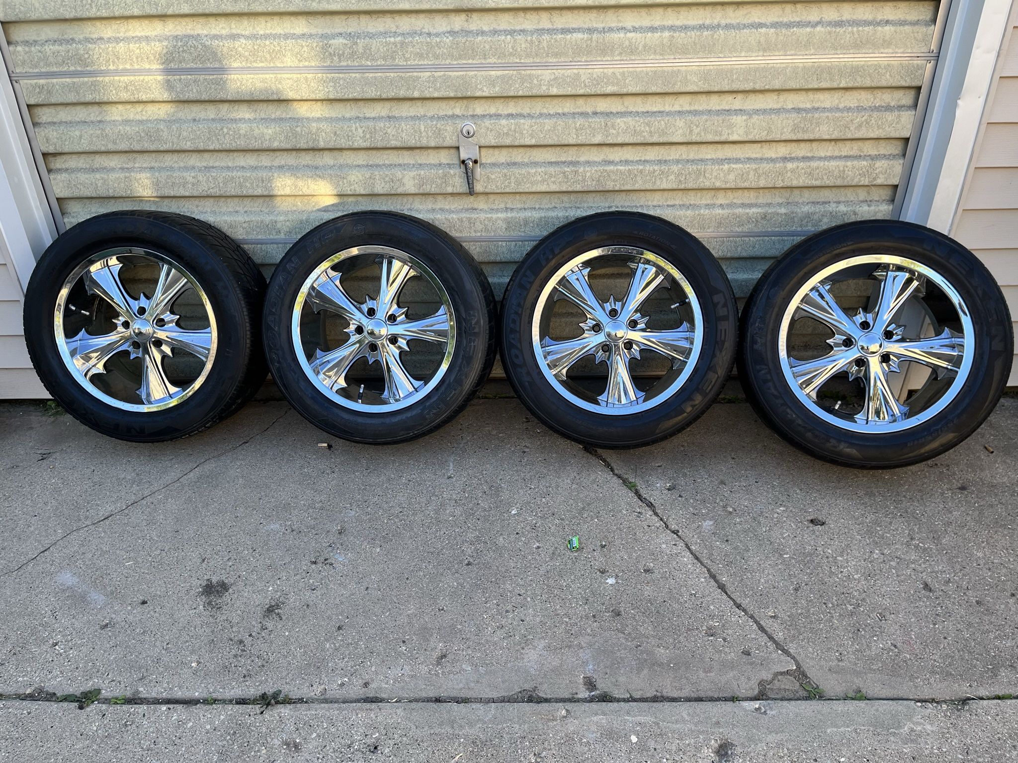 18 Inch Panther Juice 5 Rims With Tires 255/55r18