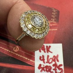 14K Solid Gold Wedding Ring CUBIC ZIRCONIUM STONES 4.6Gr Size 7.5