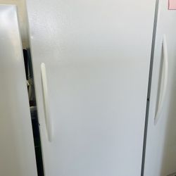 Frigidaire Freezer