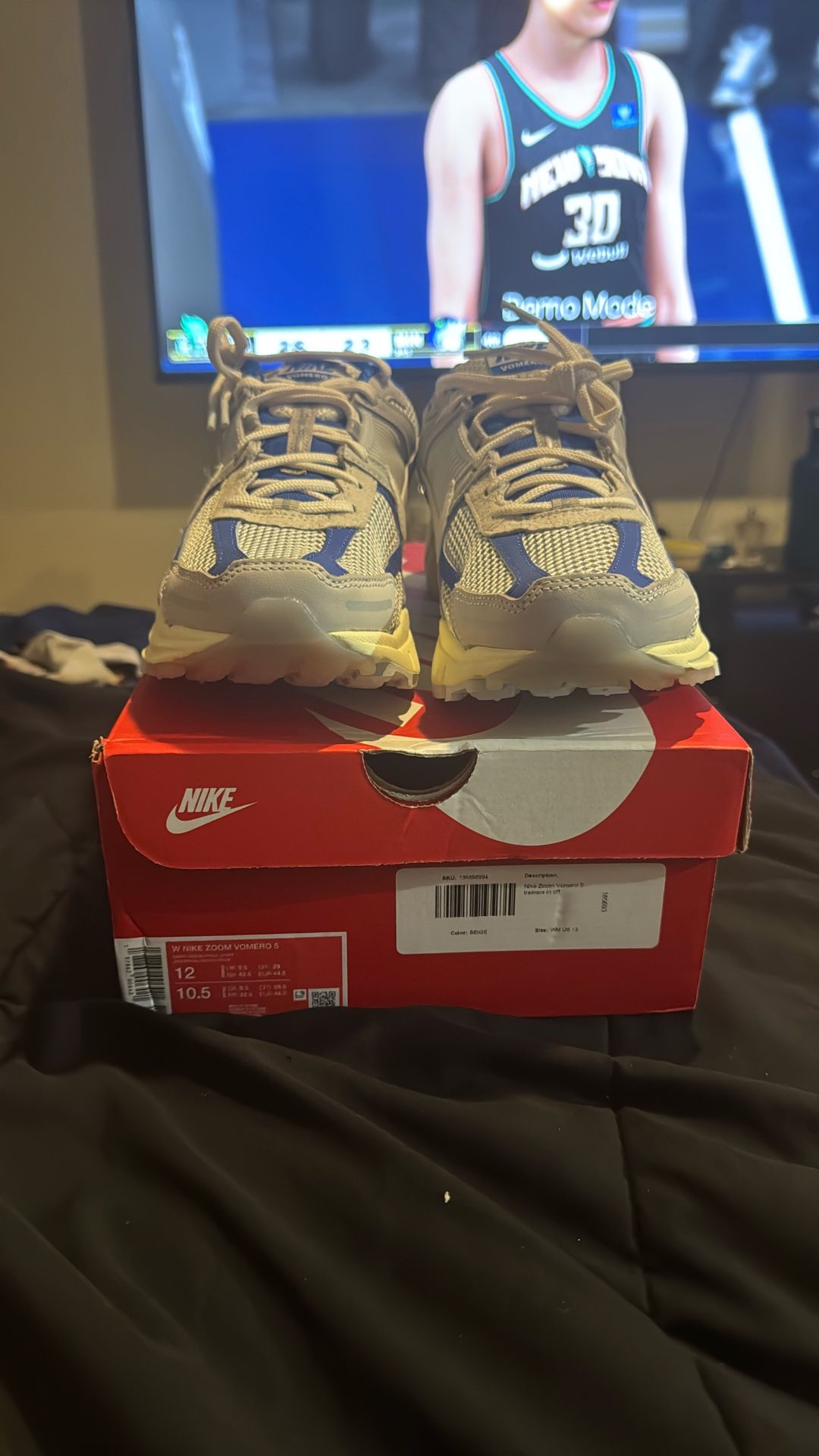 Nike Vomero 5