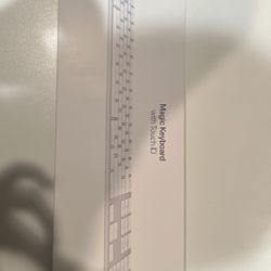 Apple Magic Keyboard 