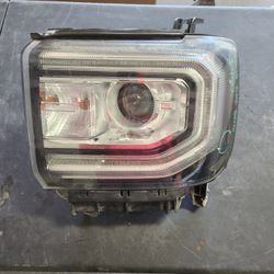 GMC Sierra Headlight 2016 2017 2018 2019 Part O $450