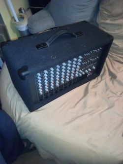 Carvin - CX872 - Professional Mixer - 750 Watt