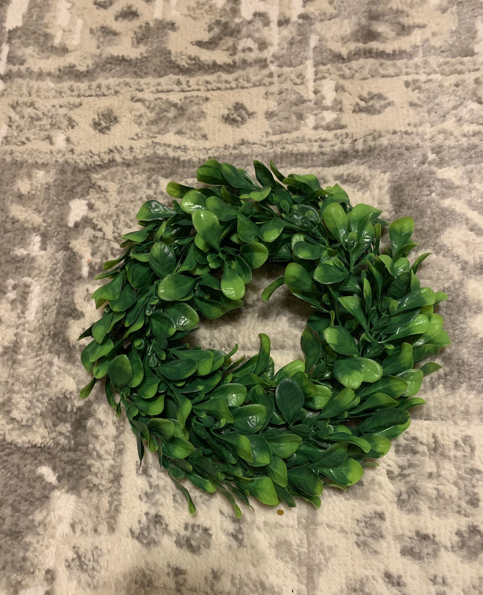 Boxwood Wreath 11in