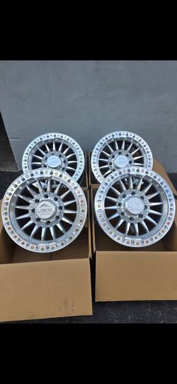 20" LOCK Trail rims. 2011 -2027 Chevy GMC 2500/3500