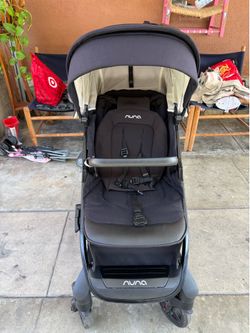 Nuna Tavo Stroller