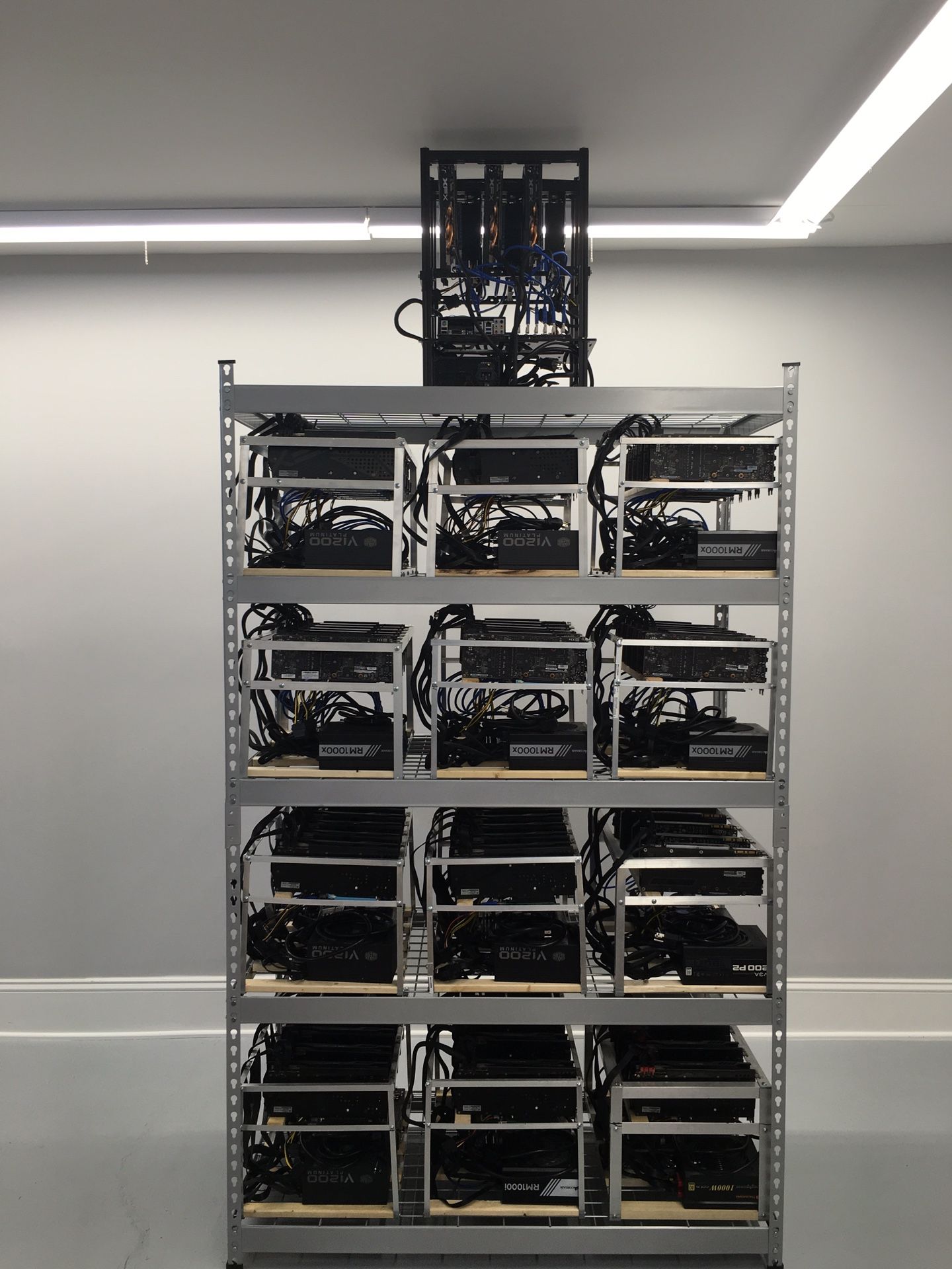 72 GPU Miner Farm Crypto Currency