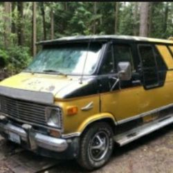 Classic Camper Van 
