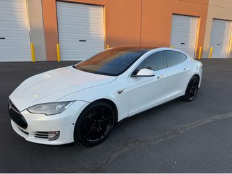 2015 Tesla Model S