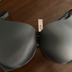 Victoria’s Secret So Obsessed Bra. New With Tags! 36D, $20