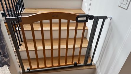 kids/dog safety gate