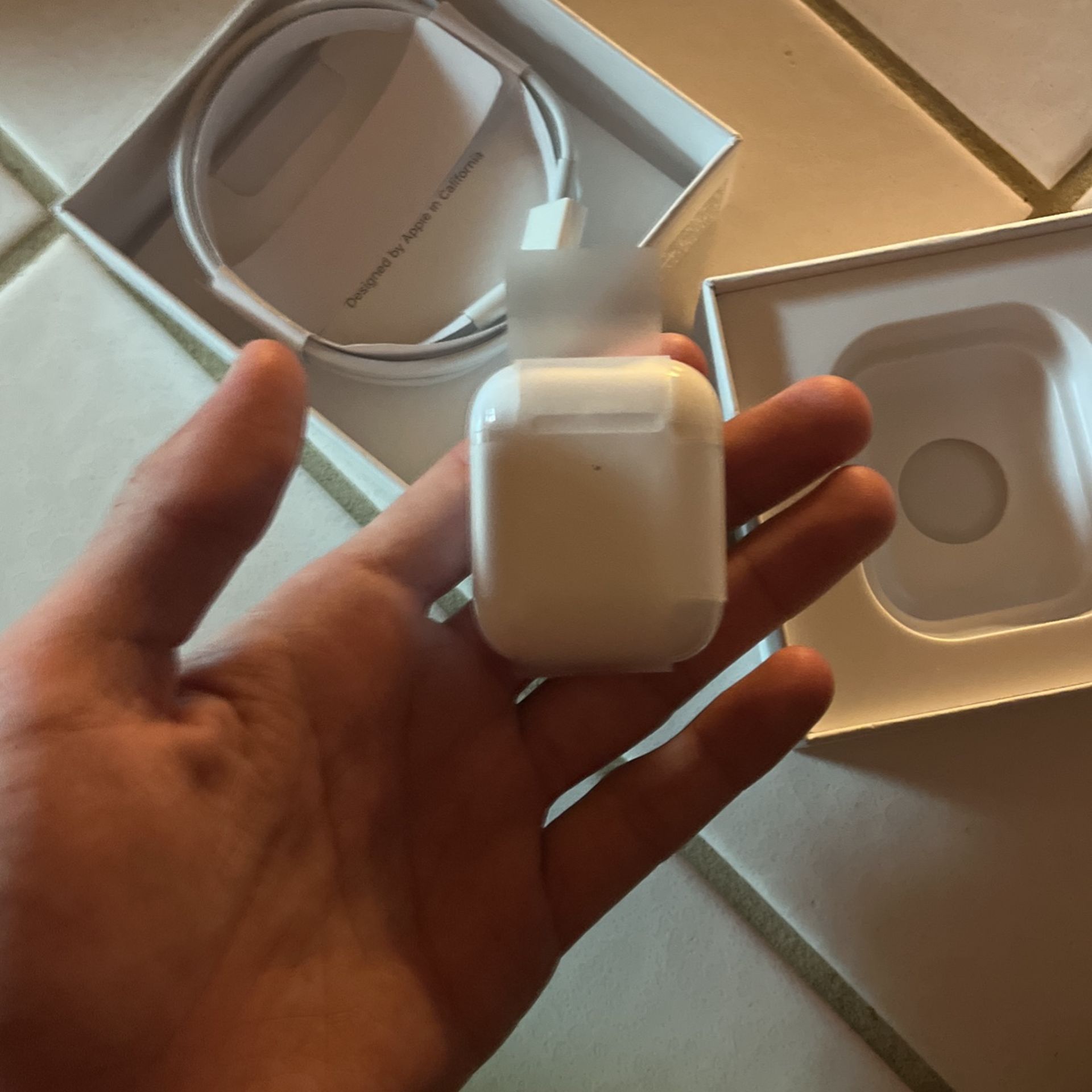 AirPods Gen 2