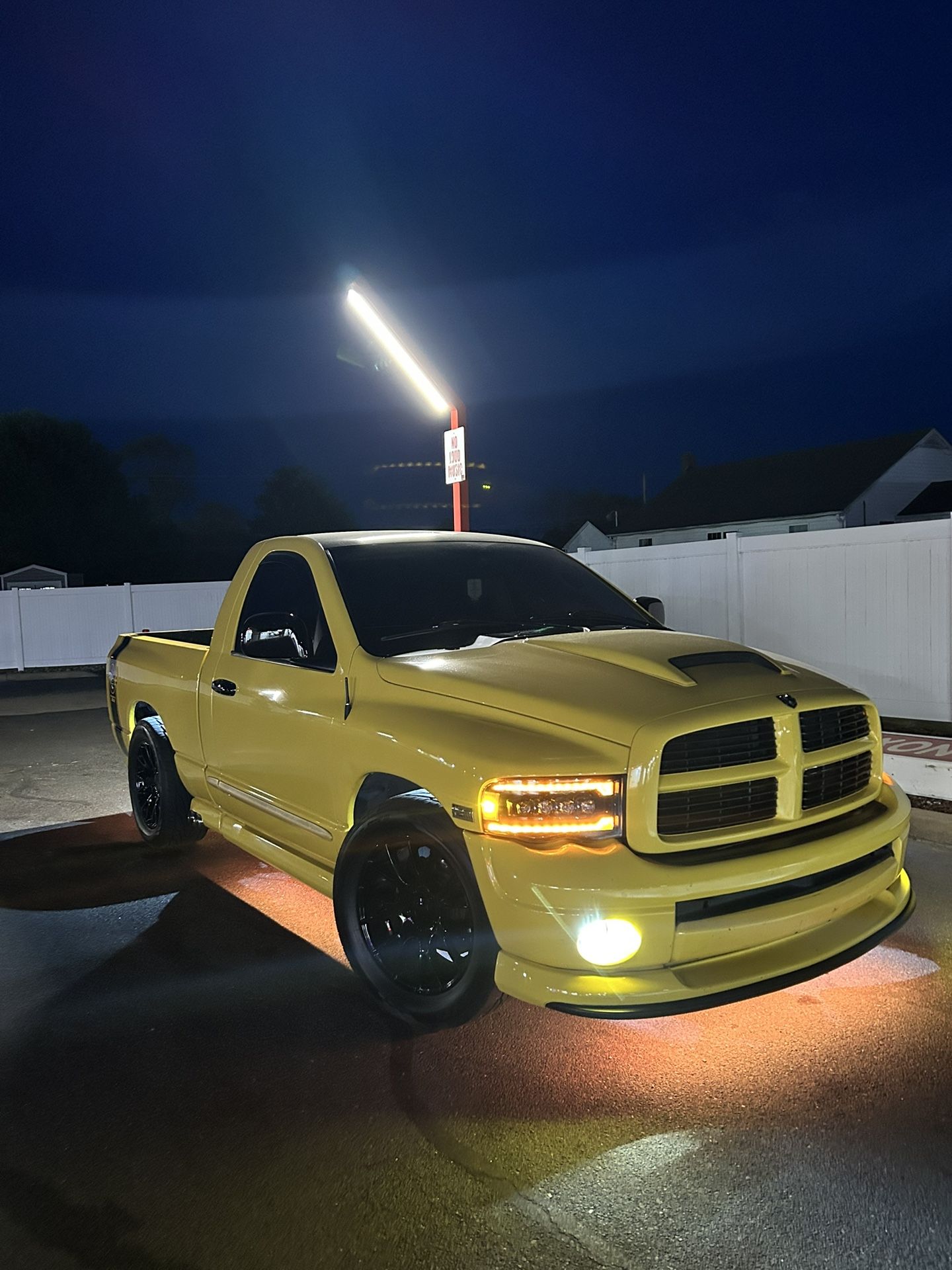 2005 Rumble Bee ram 1500
