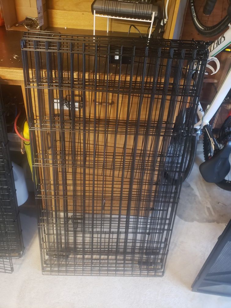 42" dog play pen with two doors. Can change to any shape.