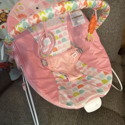 Babygirl Vibrating Bouncer