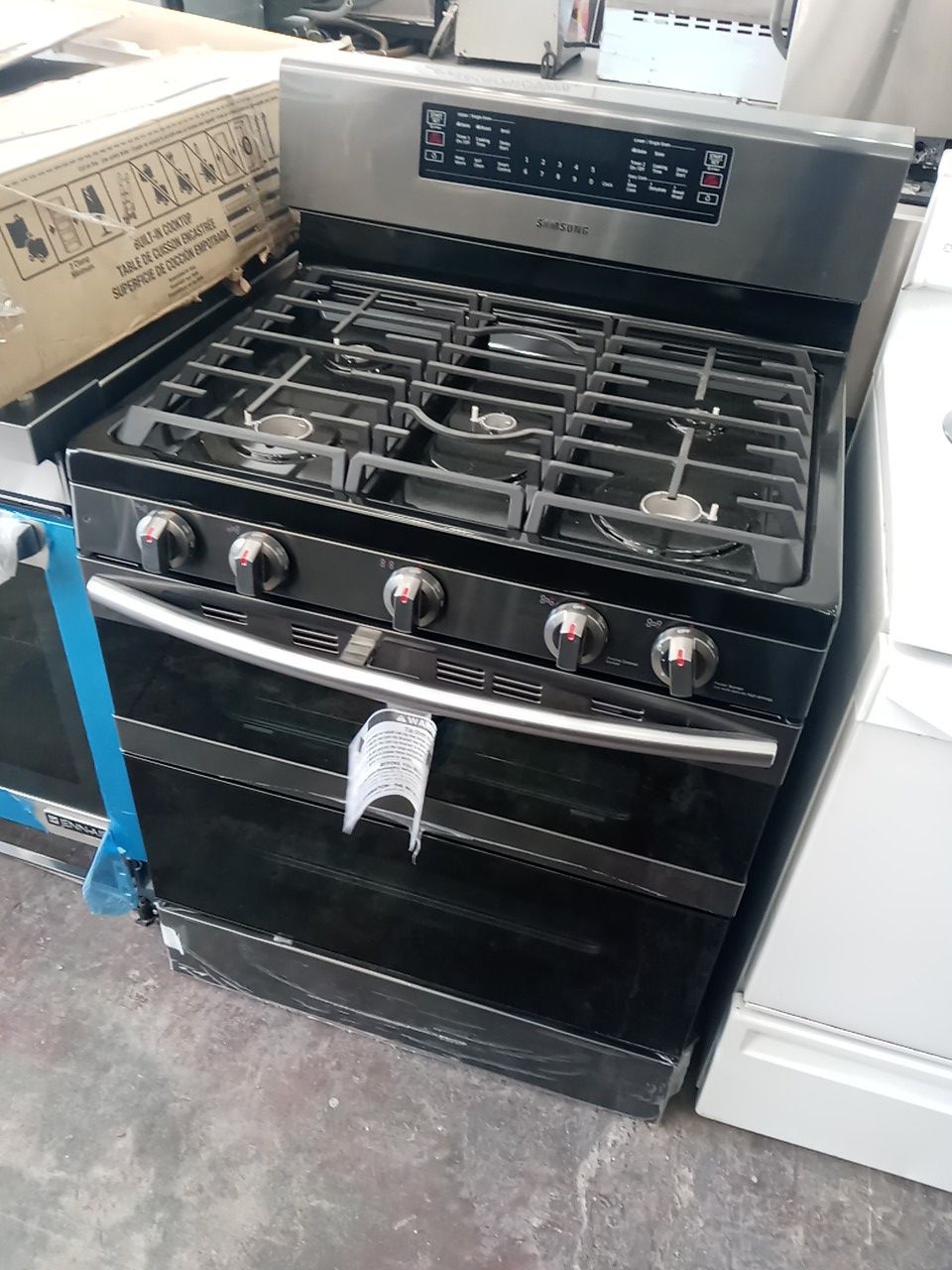 Brand new Samsung double oven gas stove
