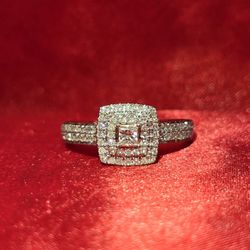 10k Yellow Gold Diamond Engagement Ring 0.84 ctw