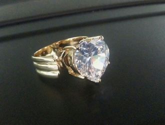 BEAUTIFUL HEART CZ 14K STAINLESS STEEL RING