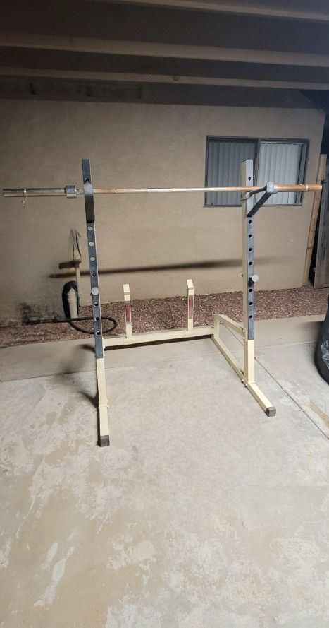 Squat Rack With Bar