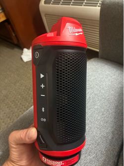 Milwaukee Bluetooth speaker