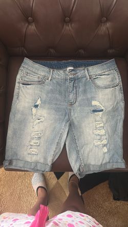 Distressed shorts