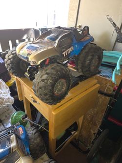Titan RC Monster Truck