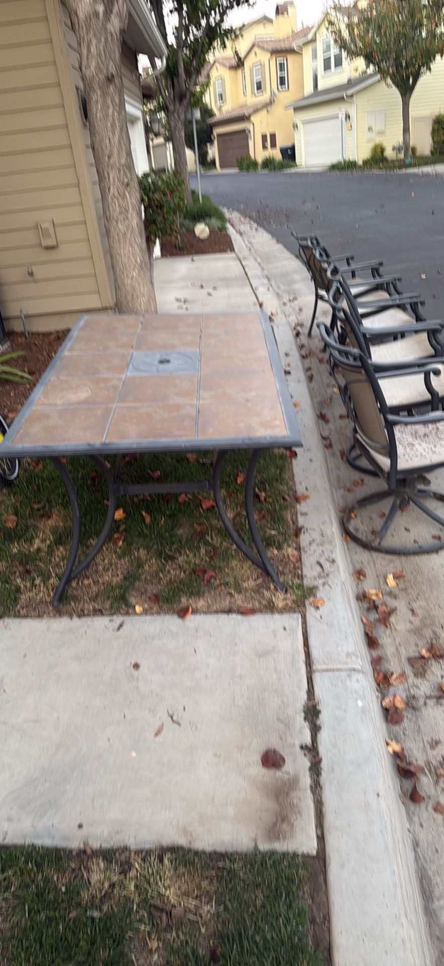 Free Table And Chairs