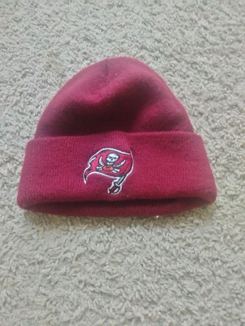 Tampa Bay Buccaneers Beanie – NFL Fan Gear – Must Go Before Move! 🏈🧢