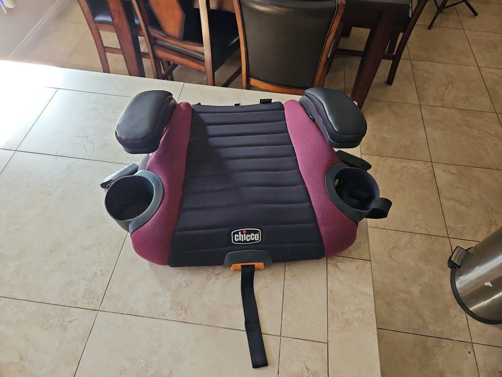Chico Backless Booster Seat