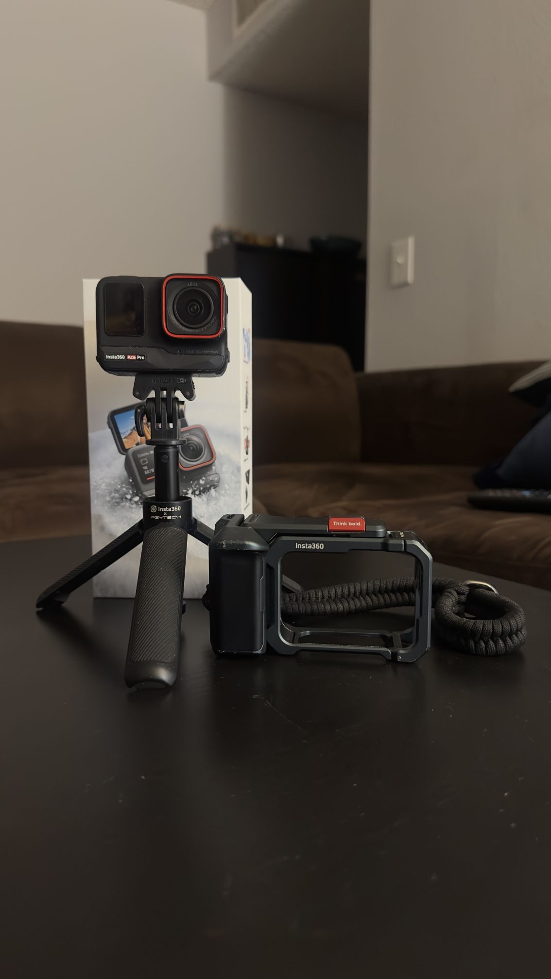 Insta360 Ace Pro with Xplorer Kit