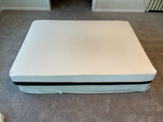 Tulo Full size mattress with box spring