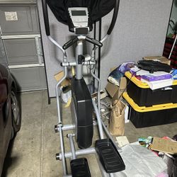 Schwinn 430 Elliptical