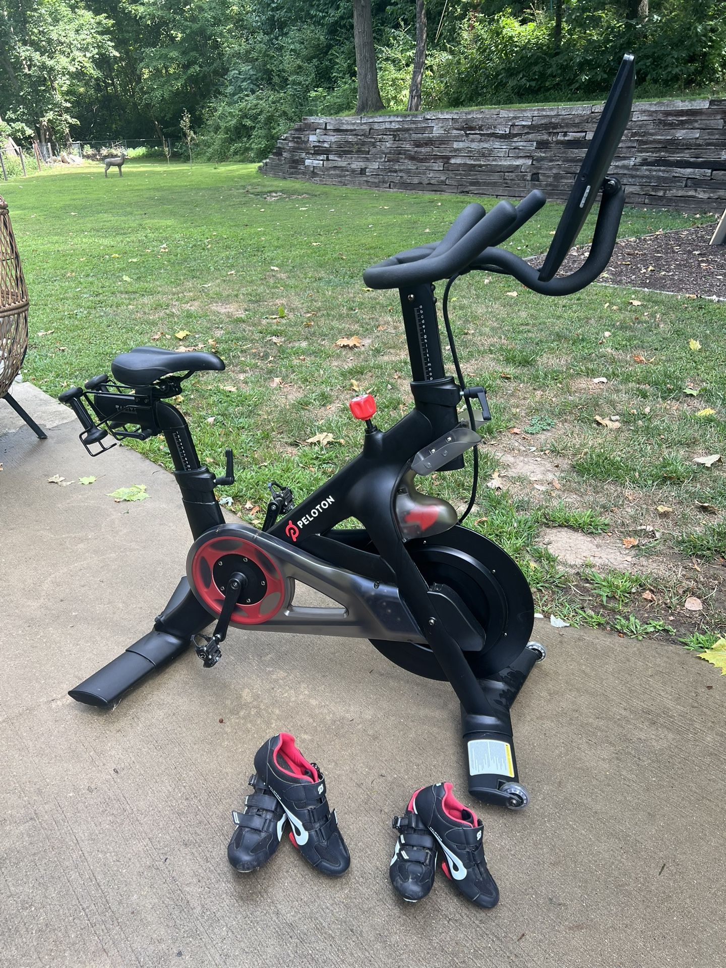 Nearly Brand New Peloton Bike