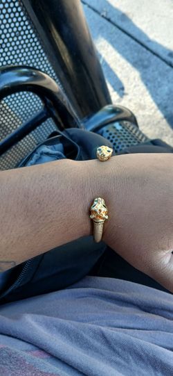 Gold-Tone Panther Head Cuff Bracelet