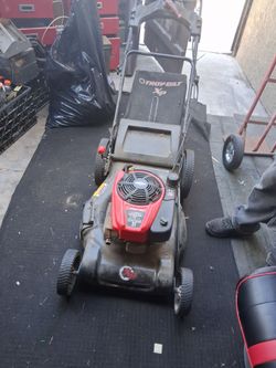 Self propel lawnmore