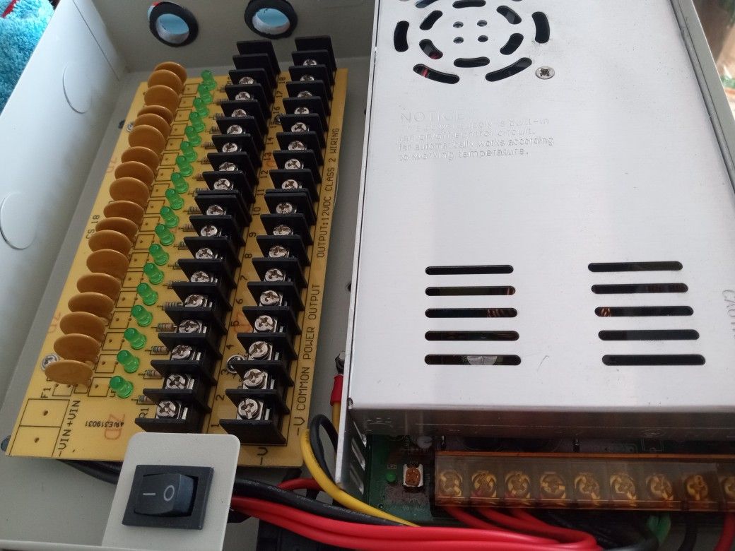 18-Port CCTV Power Supply Box