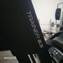 Pro Form Trainer 8.5 Treadmill 