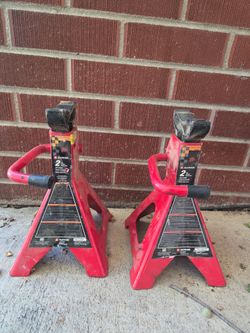 Jack stands