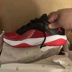 Women Jordan’s 11
