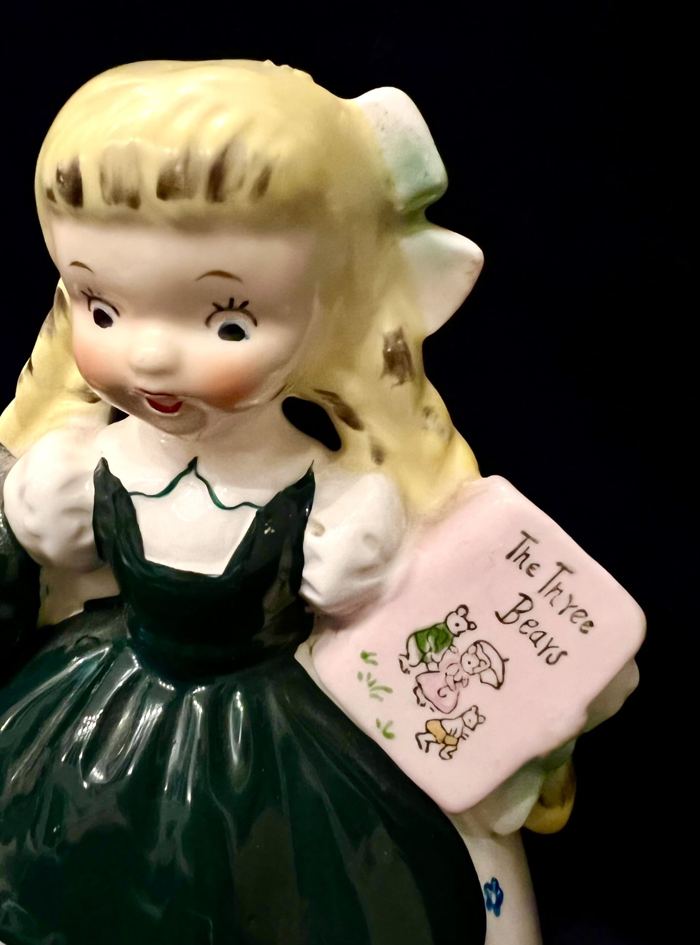 NAPCO Nursery Rhyme 1956 GOLDILOCKS A1720E Vintage Figurine Planter for