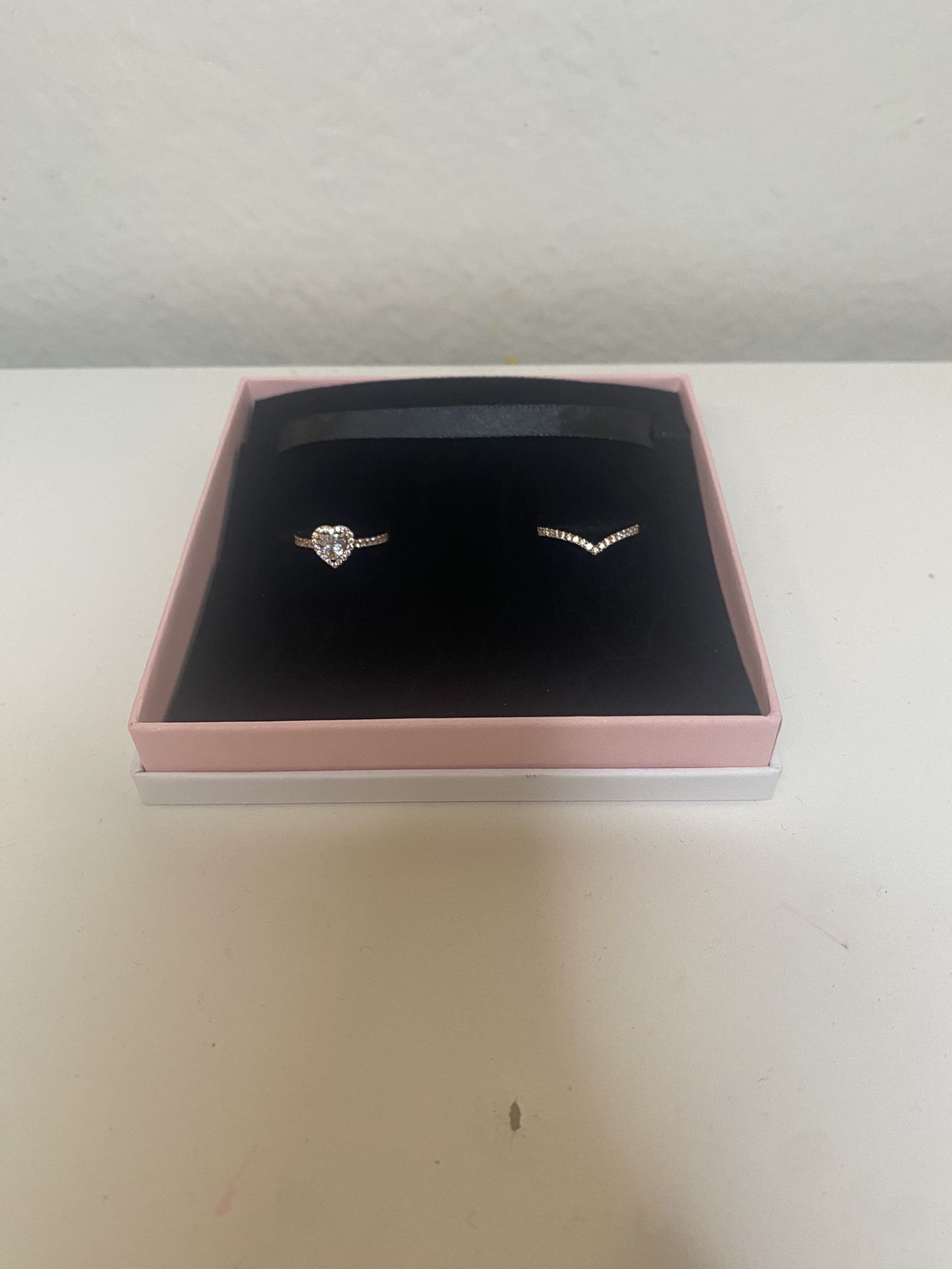 Pandora Rings Size 4.5 Rose Gold And Silver
