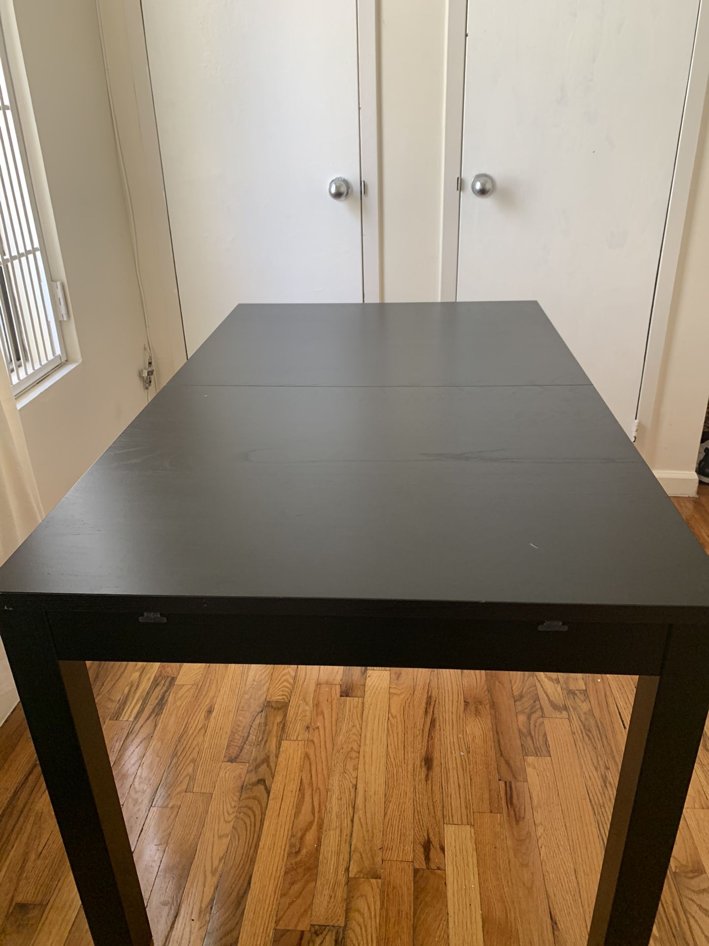 IKEA Extendable Dining Table with 4 chairs (4ppl to 8ppl)