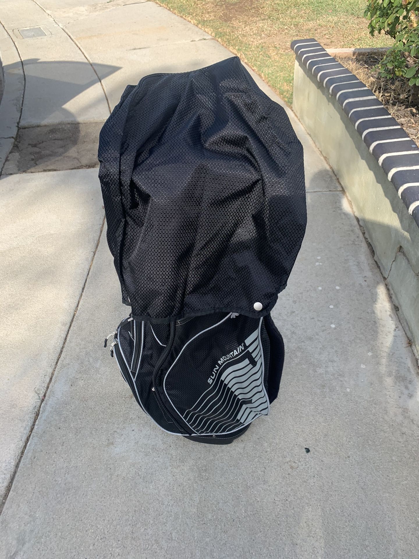 Golf Bag With Cooler Pocket $65 obo