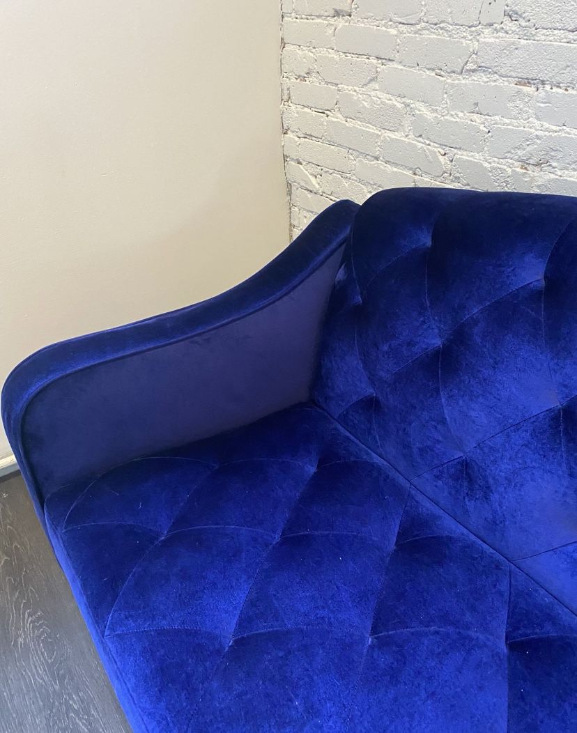 PICK UP TODAY! Royal Blue Velvet Tufted Sleepwer Sofa Couch | Urban Outfitters