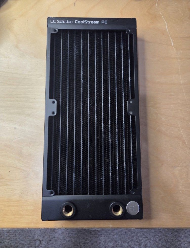 EK-CoolStream Classic PE 240 Radiator