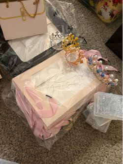 BAGS AND ACCESSORIES FOR CRAFTS