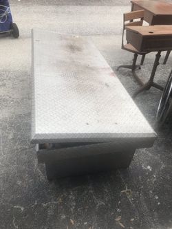 QUICK SALE!!!! Large Diamond Tool Box